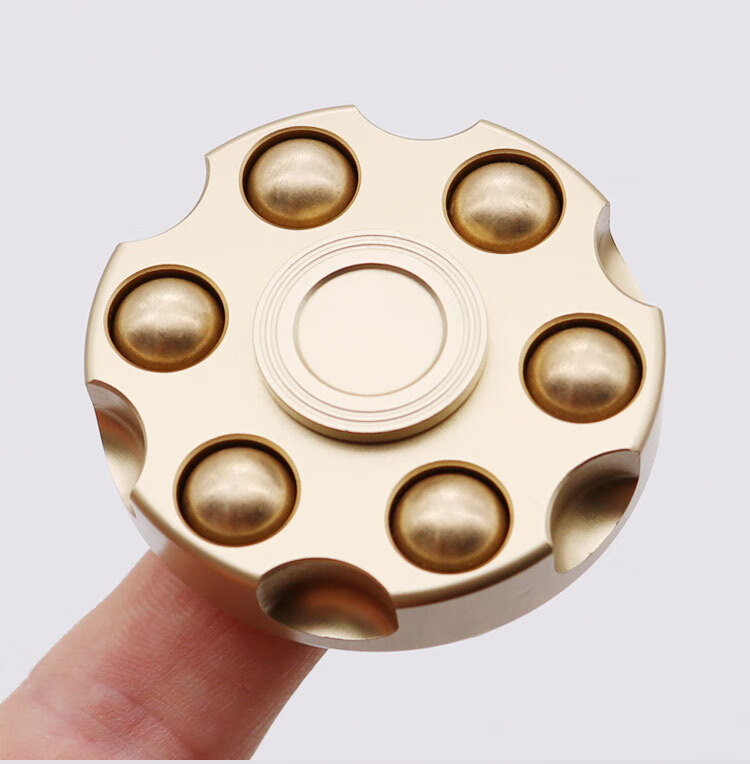 左轮弹夹指尖陀螺指尖陀螺左轮弹夹edc高速旋转金属手指陀螺儿童解压