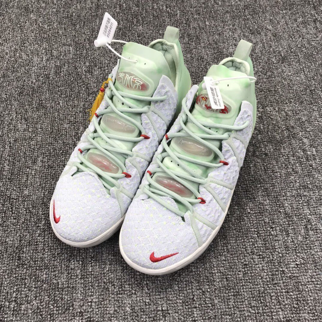 lebron18 lbj 18詹姆斯18代冰蓝紫禁重器鸳鸯全明星南海岸篮球鞋 黑白
