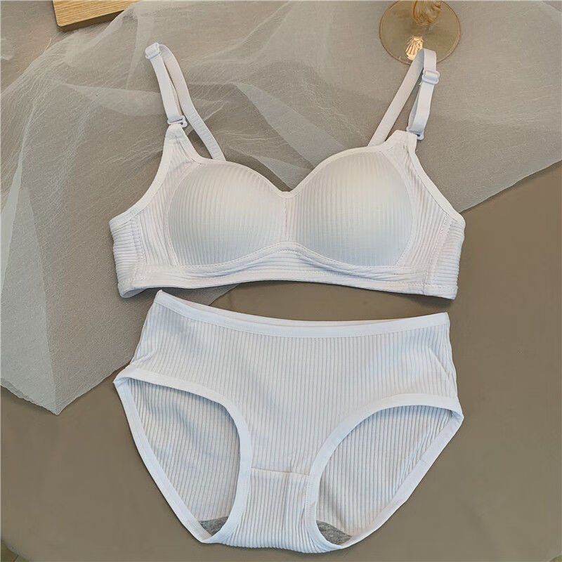 内衣女学生胸衣无钢圈背心文胸少女初中高中大学生套装18岁胸罩日系