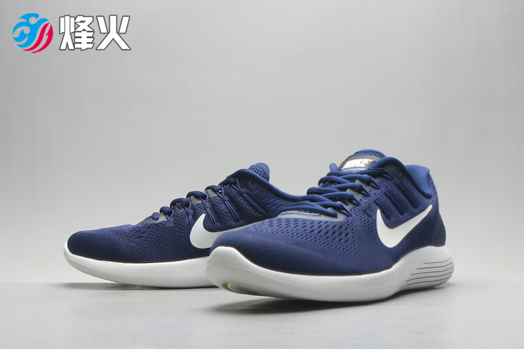 nike aa8676