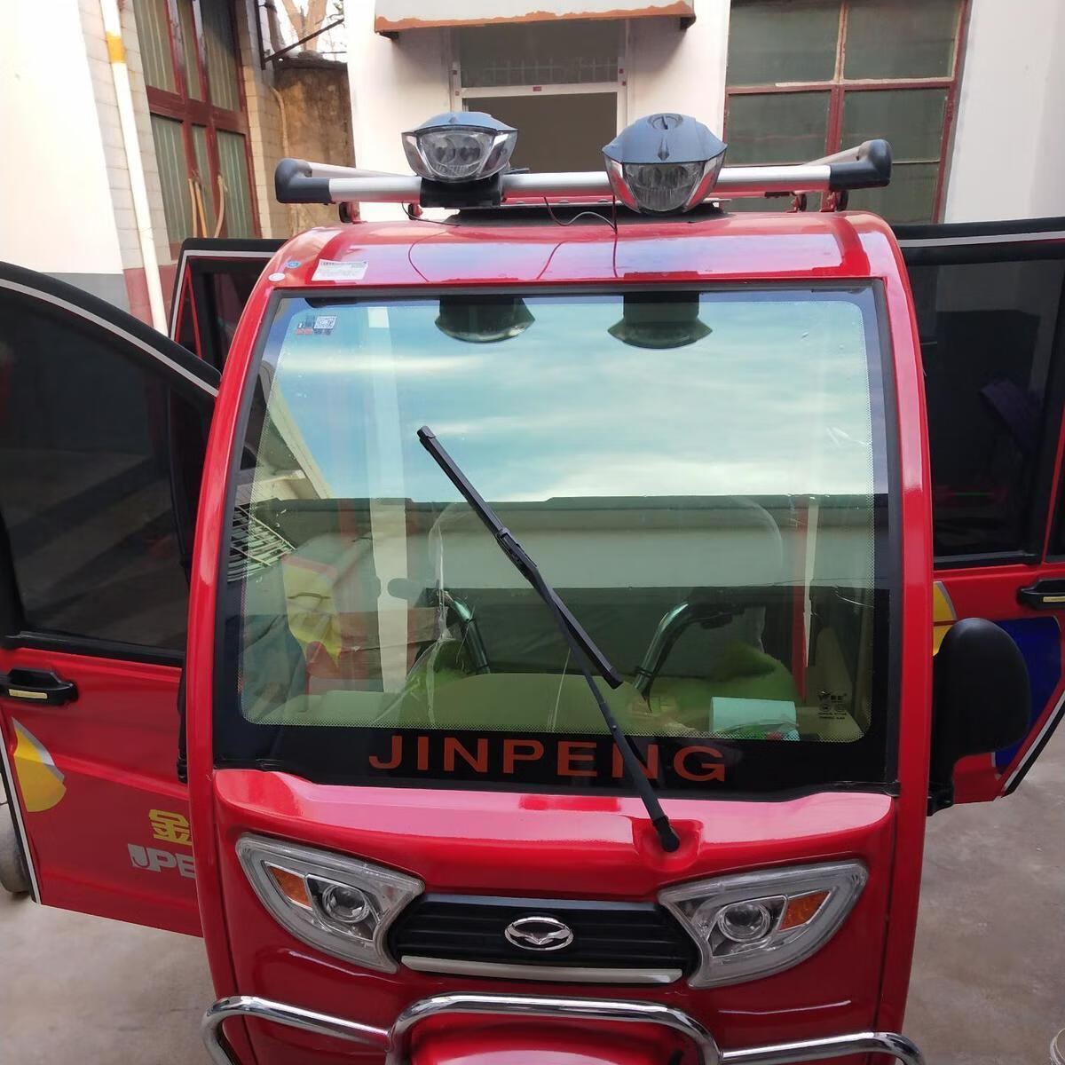 龙启 电动四轮车代步车太阳膜防晒隔热防爆膜 窗玻璃隔热膜 高隔热深