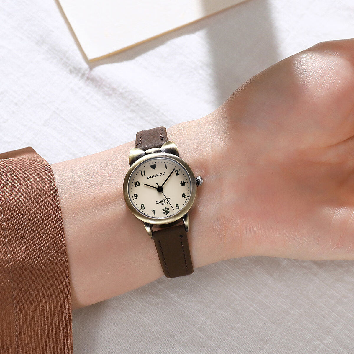 半个许仙猫·文艺森系韩版古铜猫耳女生手表女中学生简约女表可爱复古