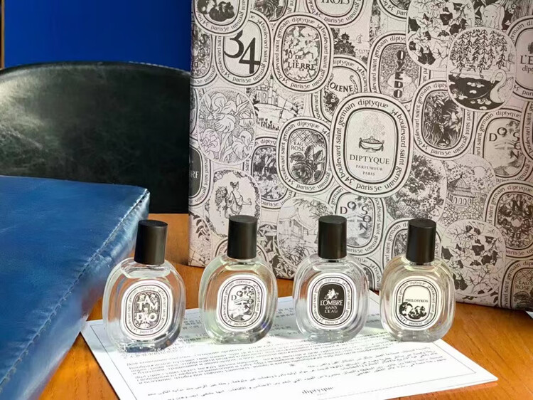 diptyque蒂普提克香水小样q版情人节礼盒女士淡香檀道杜桑礼盒装四