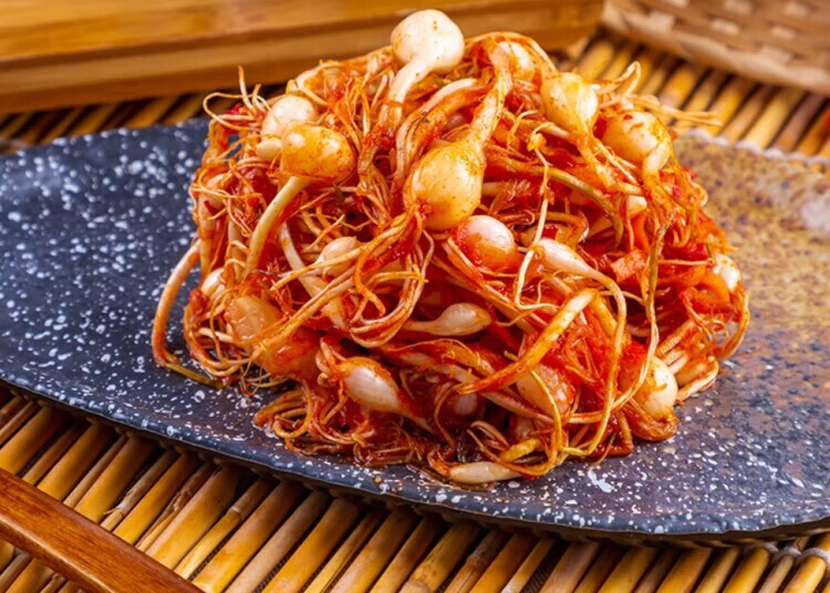 朝鲜族小根蒜韩国泡菜下饭菜咸菜韩式地窖小头蒜 小根蒜300克 桔梗245