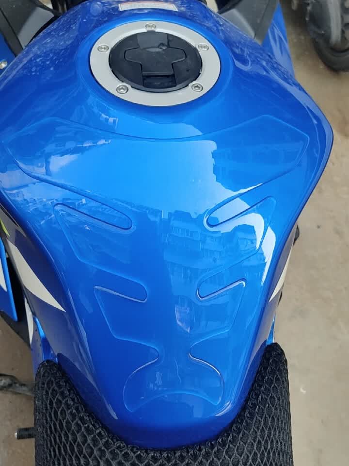 豪爵铃木gsx250r油箱贴适用于铃木摩托车改装贴花250r鱼骨贴gsx250