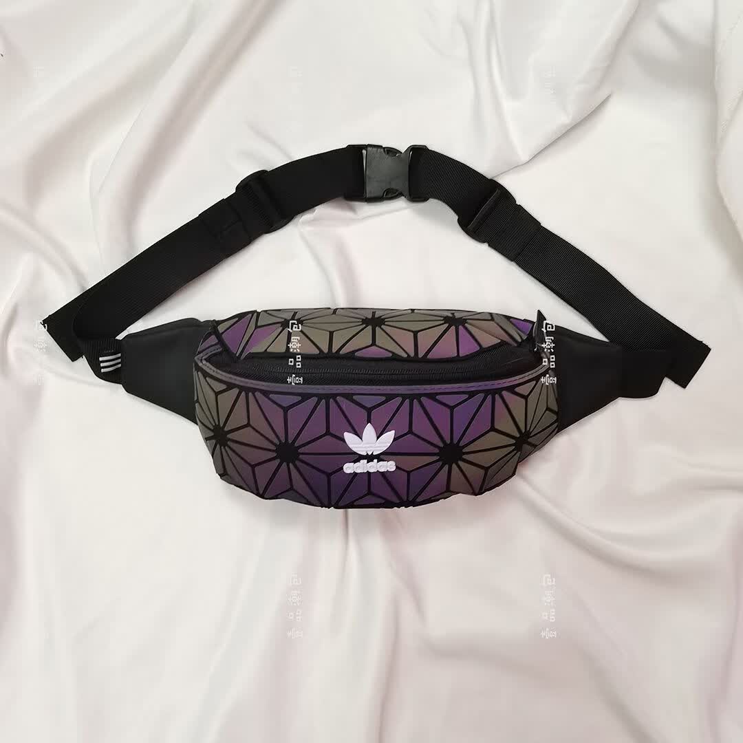 【官方旗舰】 阿迪adldas斜挎包菱形腰包潮流背包男女休闲运动包情侣