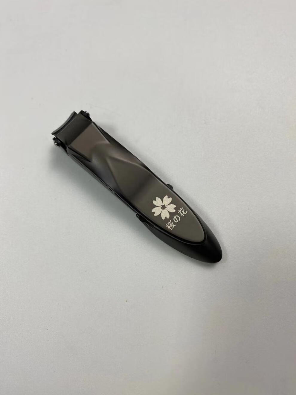 日本樱花防飞溅指甲刀日本樱花指甲刀防飞溅带存储仓n14日本樱花指甲