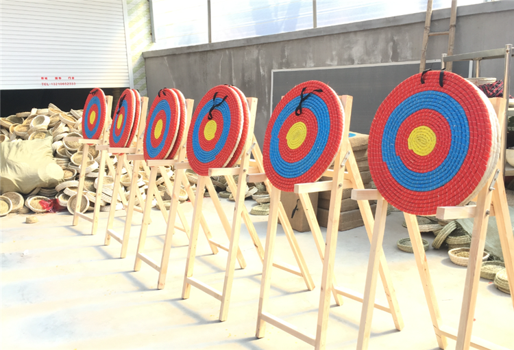 草靶箭靶靶架弓箭射击靶子箭馆专用射击靶子弓箭靶 直径55cm厚度2cm