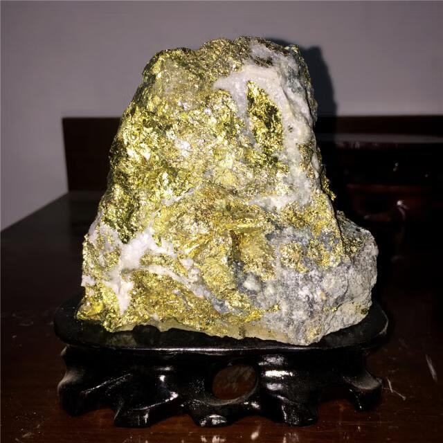2022新款天然黄金矿石奇石观赏石头风水原石办公室客厅鱼缸摆件