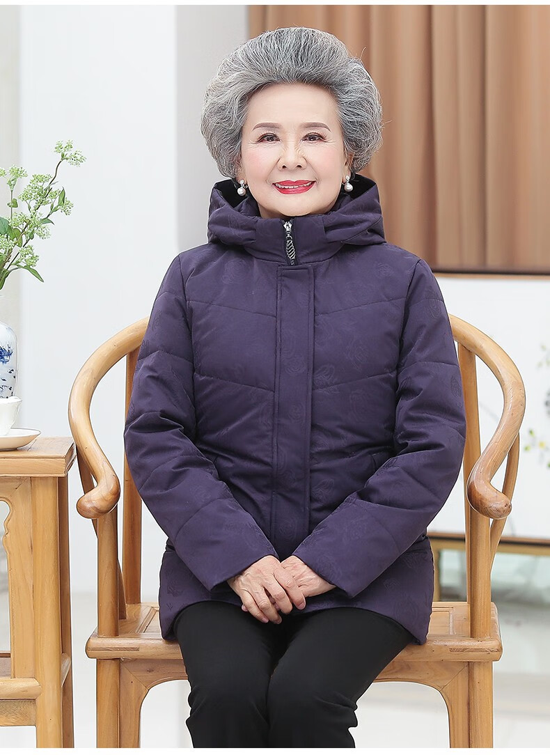 朵诗澜中老年人羽绒服女短款60岁70奶奶装冬装外套60岁70妈妈装白鸭绒