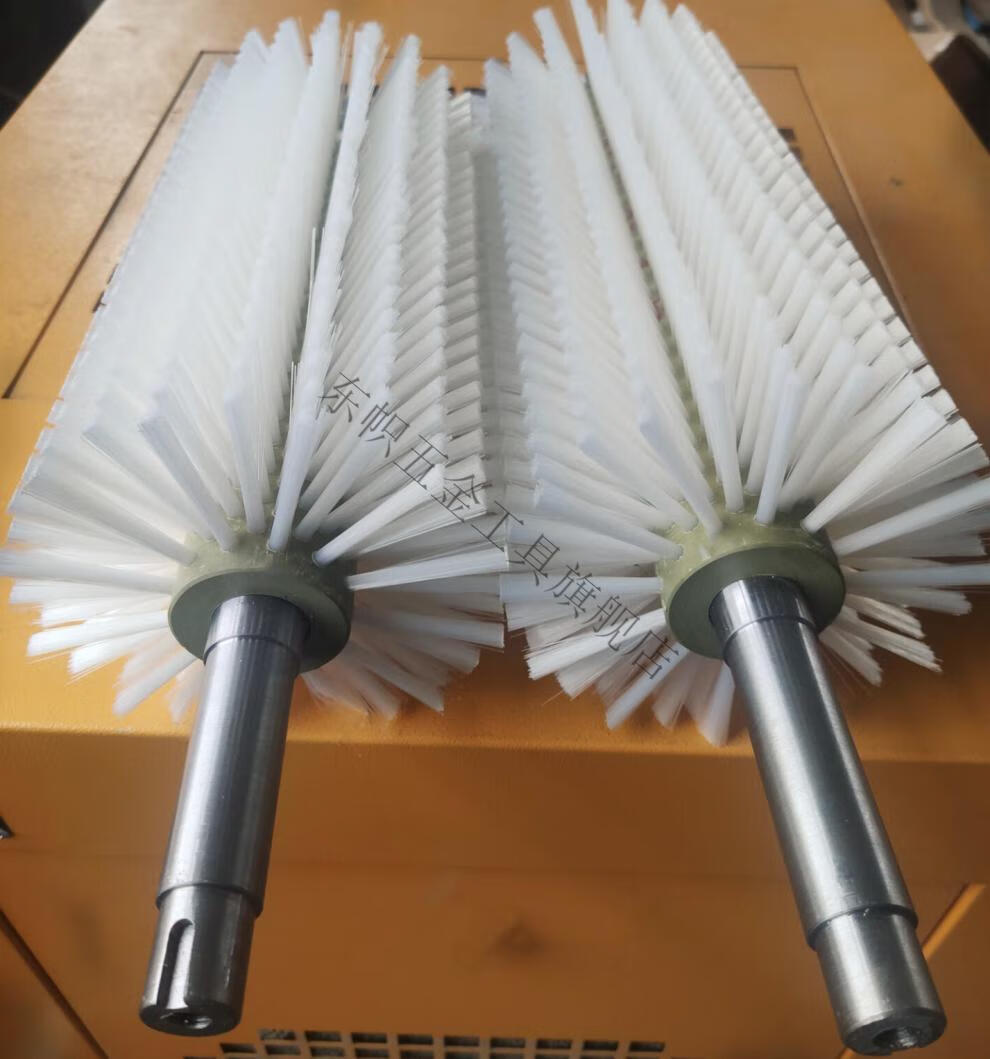 定制工业毛刷辊滚筒刷厂家定做小型尼龙丝刷除尘空心毛刷轮圆形圆柱刷
