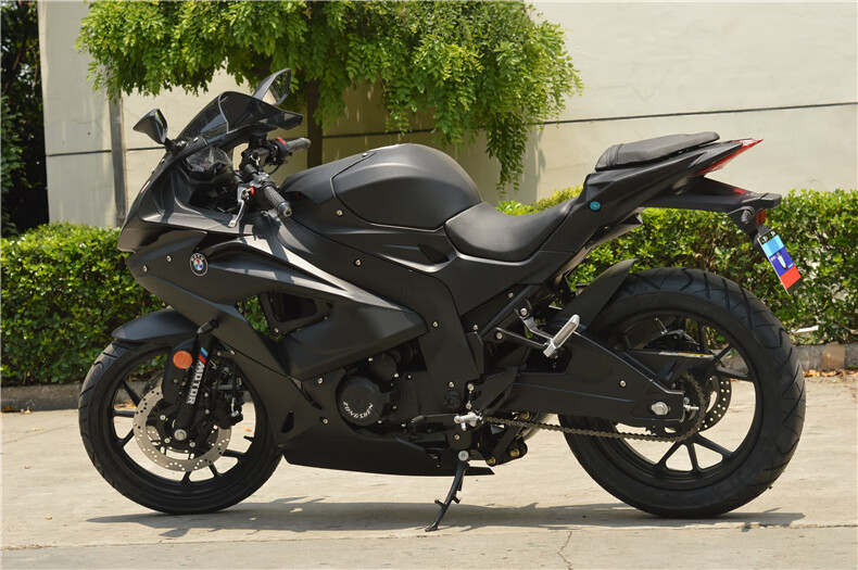 定制全新款国产摩托车大型跑车rr地平线街车双缸水冷400cc重机车趴赛