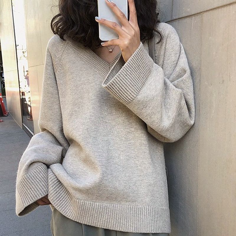 优衣以白纯包芯纱秋冬毛衣女宽松外穿宽松套头v领慵懒长袖加厚打底