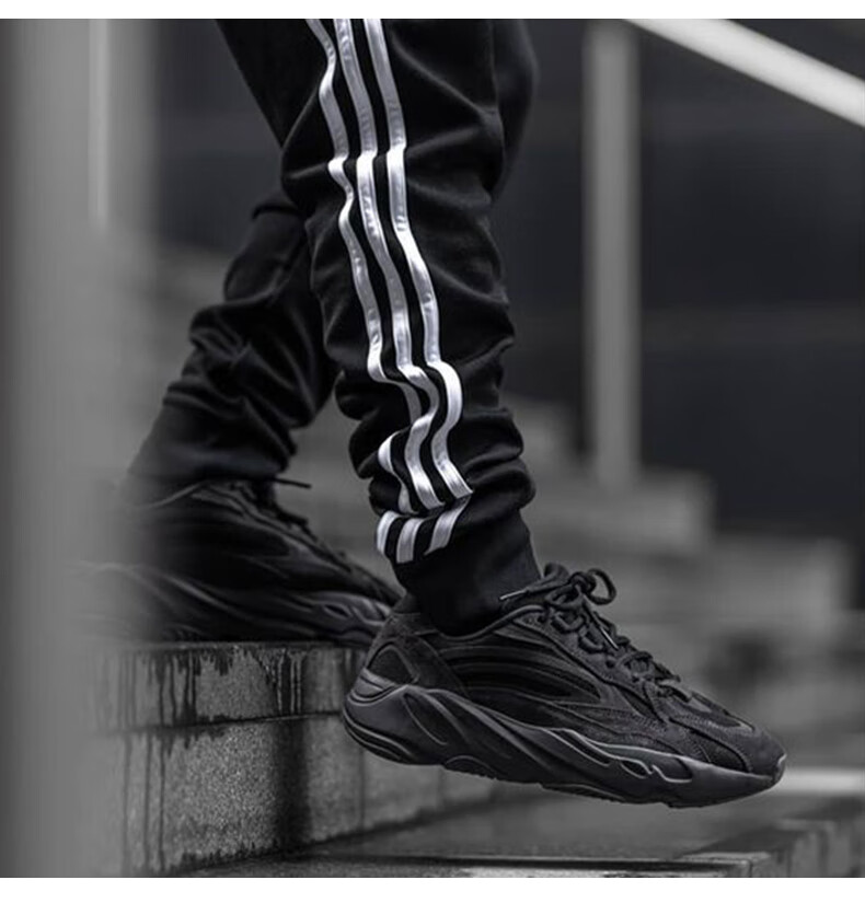 【特价捡漏】广椰子700v2黑武士黑魂运动鞋女莆田老爹鞋ins潮秋季男鞋