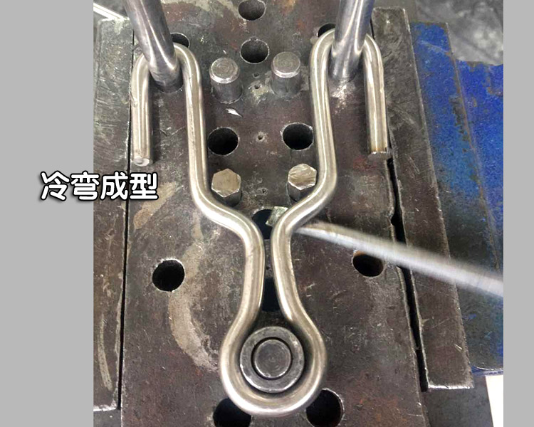 户外专用弹弓平头传统弓冷弯弹弓扁皮筋弓304不锈钢小s扁皮方头藏羚羊