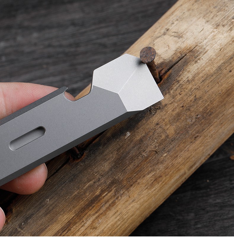 金高强度高硬度撬棍撬棒迷你款户外求生存防身棍小巧便携多功能小刀工