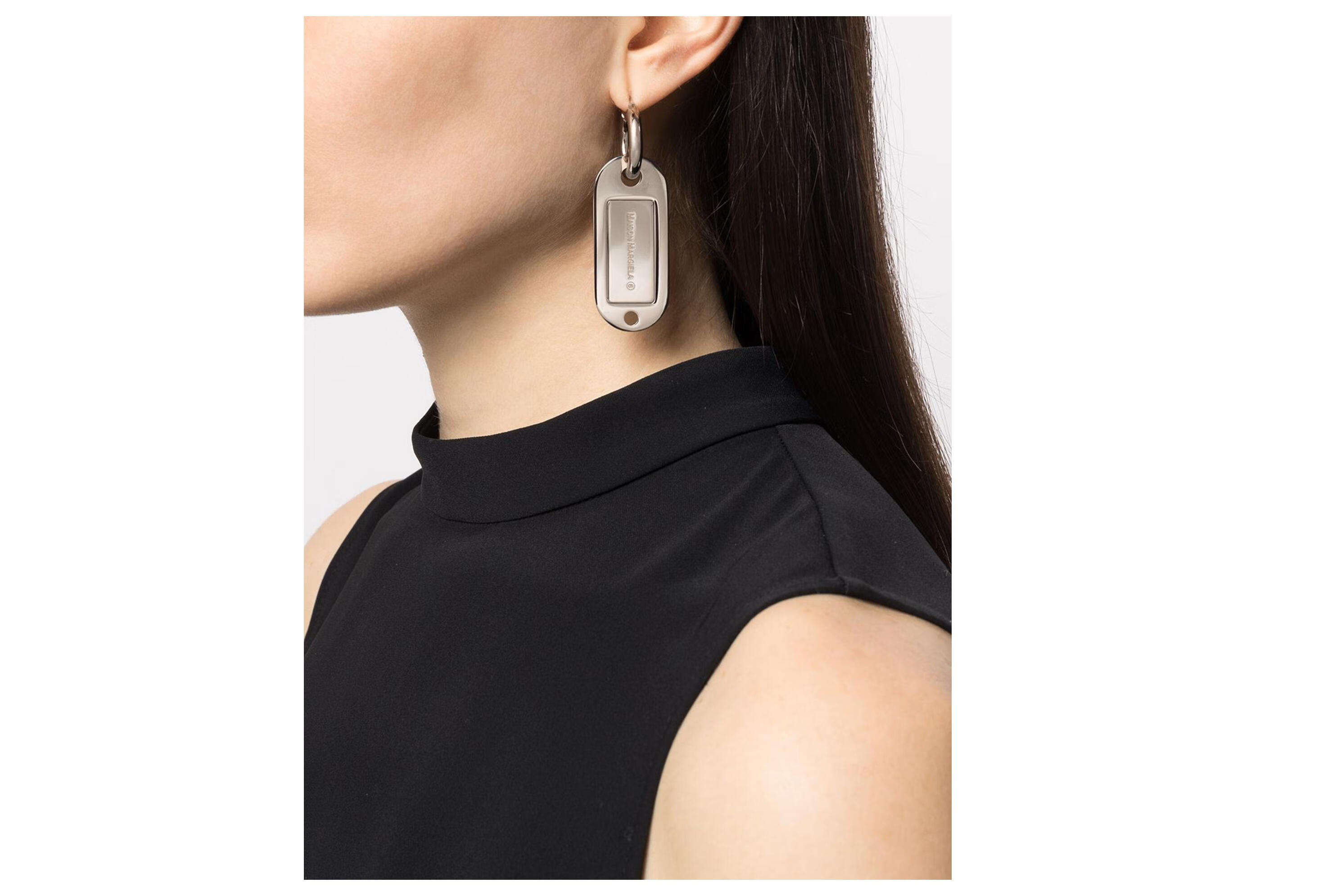 maison margiela 21春夏女士logo吊牌耳环 银色 均码【图片 价格 品牌