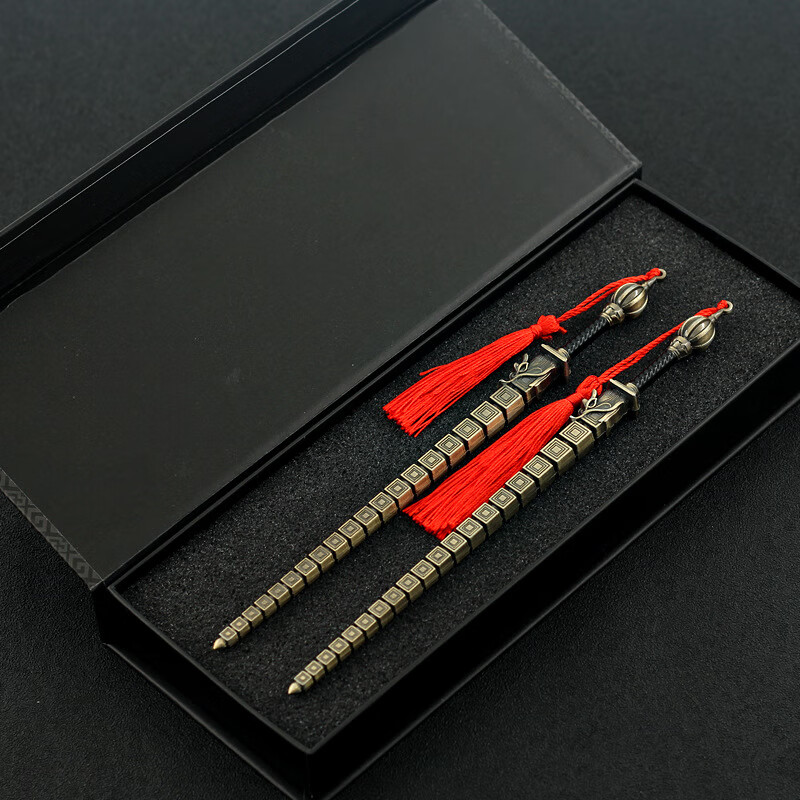 隋唐演义秦琼秦叔宝四棱金装锏22cm全金属摆件秦琼四棱金装锏22cm