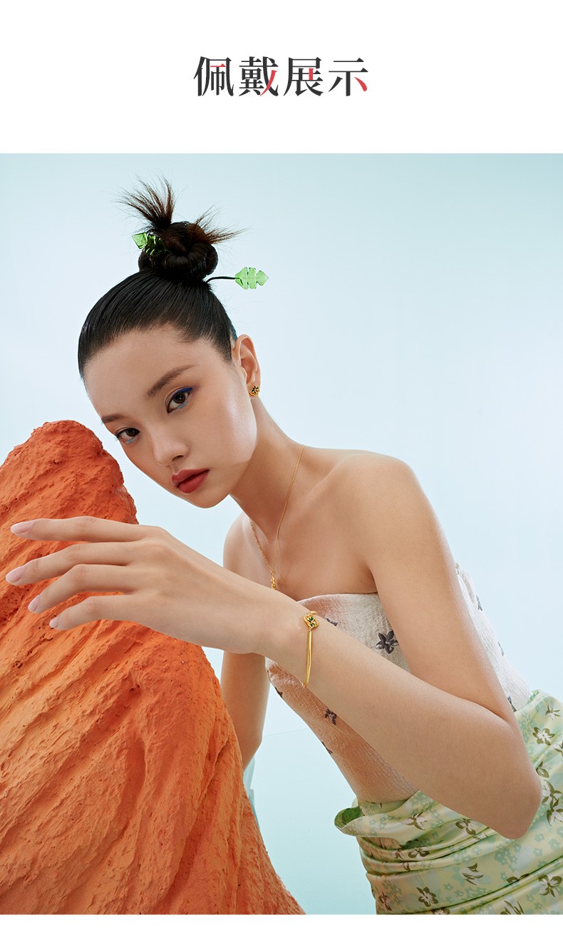 tsl谢瑞麟黄金耳钉女款东方国色玉兰花系列古法金高温珐琅足金耳环