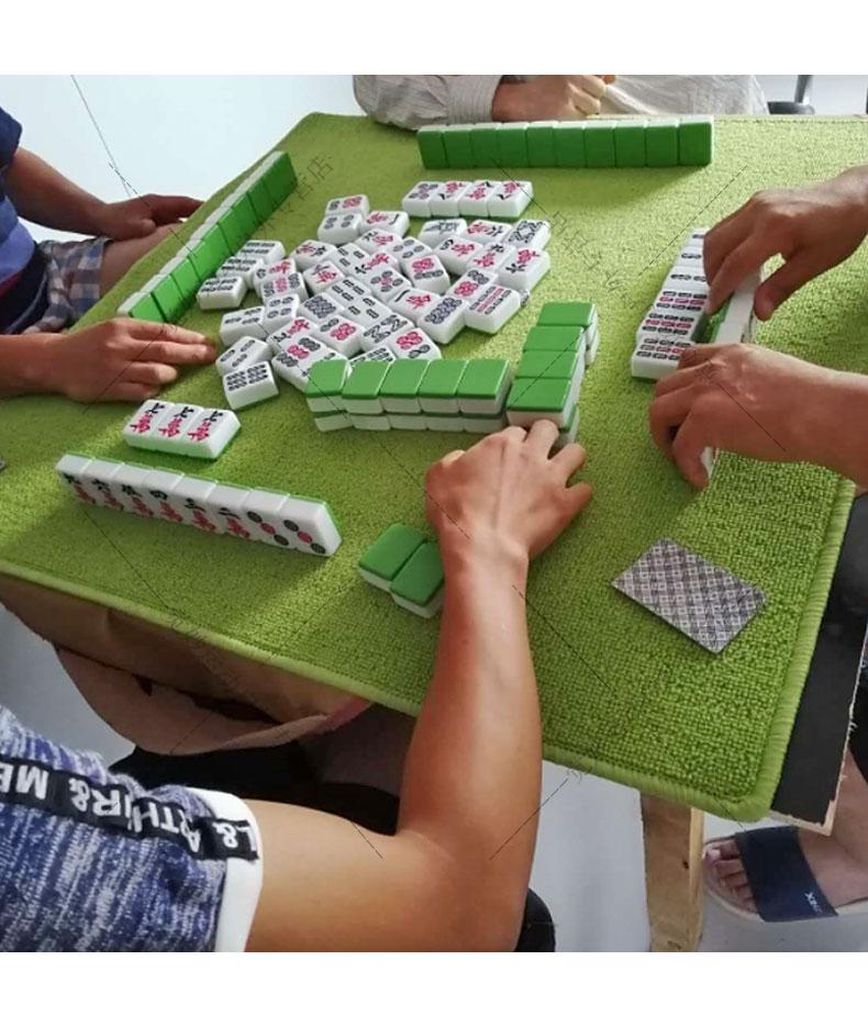 棋牌室打牌照片图片