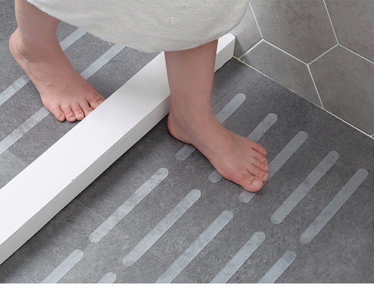 24片装浴室透明防滑贴楼梯台阶防滑胶带卫生间淋浴房防滑条自粘式胶条