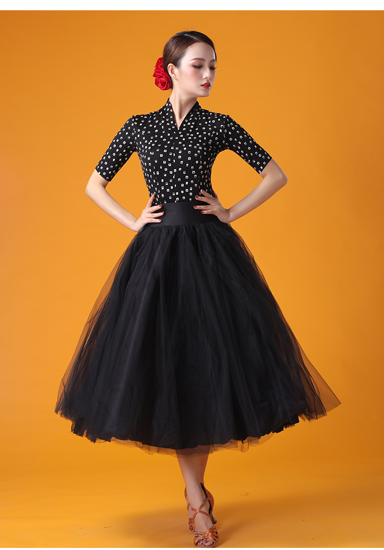 新品丹宝罗摩登舞上衣新款中袖华尔兹舞蹈服女交谊国标舞练功服装拉丁