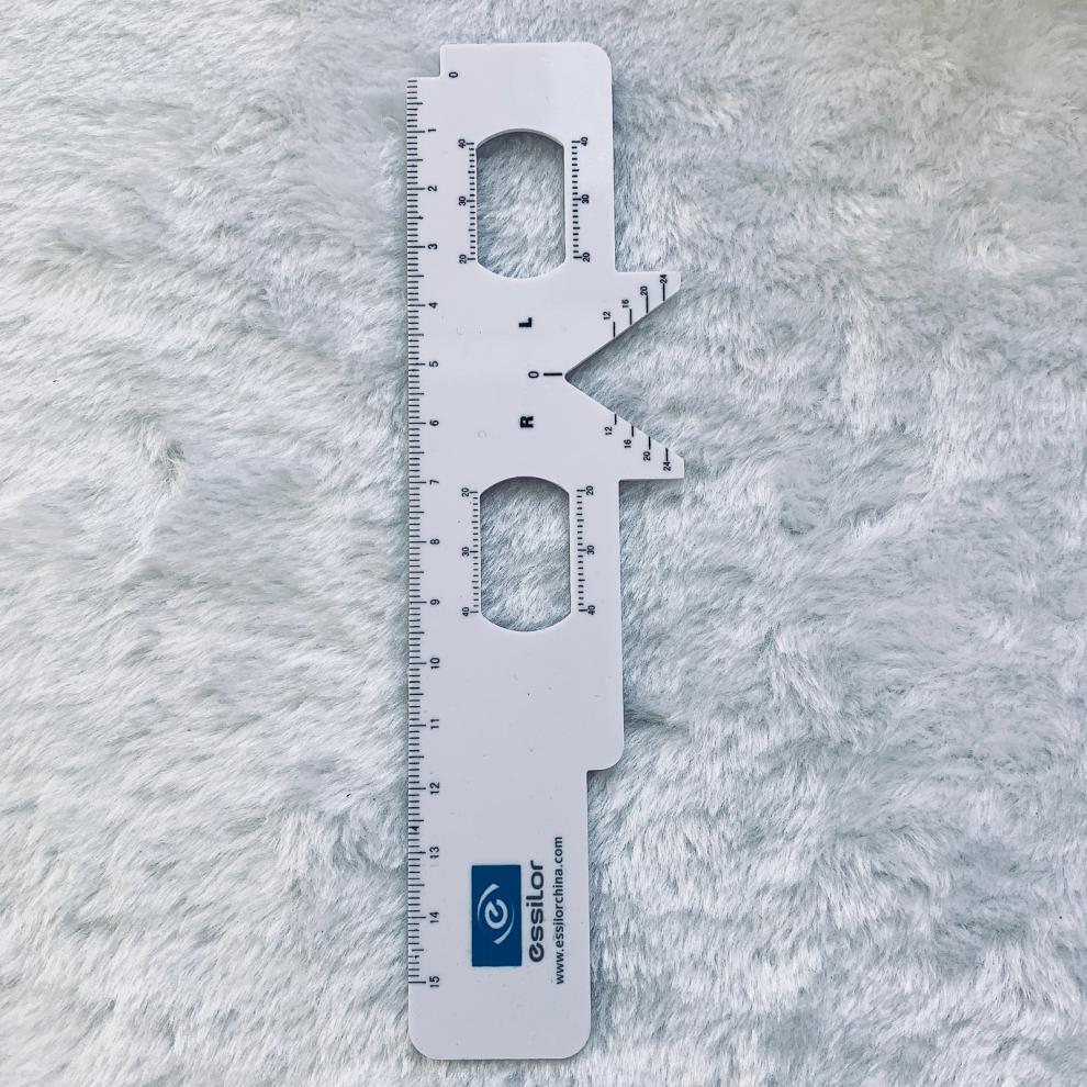 眼镜瞳距尺 眼睛尺 瞳距尺 依视路瞳距尺 硬瞳距尺测量瞳距尺【图片