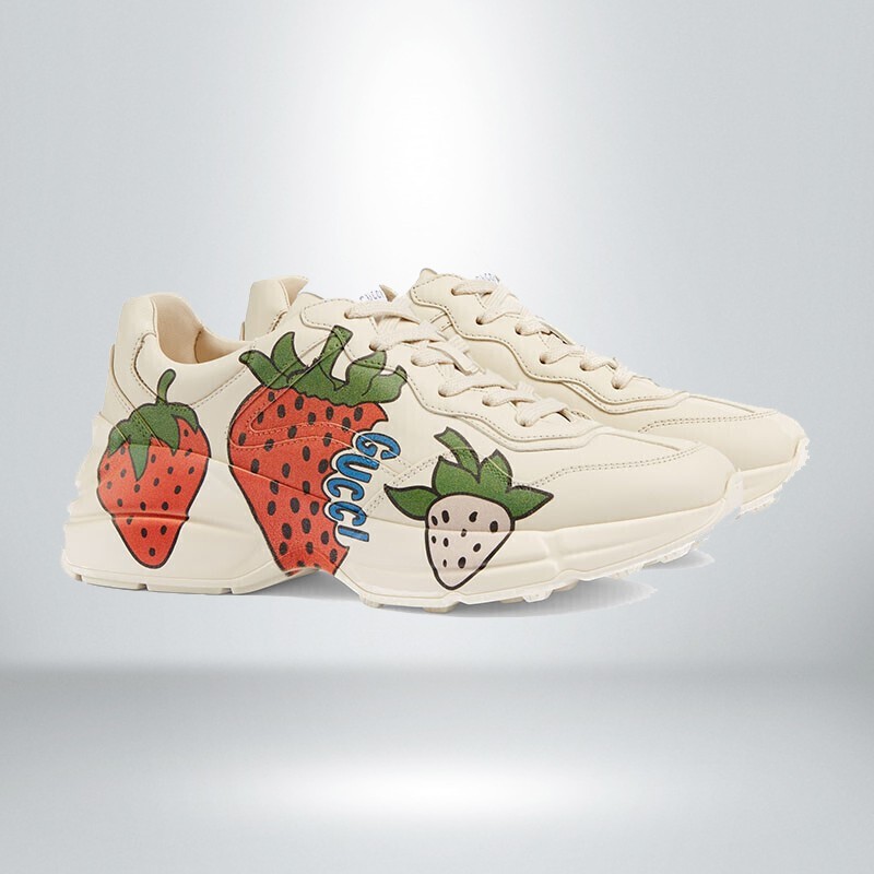 gucci古驰女鞋女士厚底鞋rhyton系列草莓印花厚底运动鞋老爹鞋代购