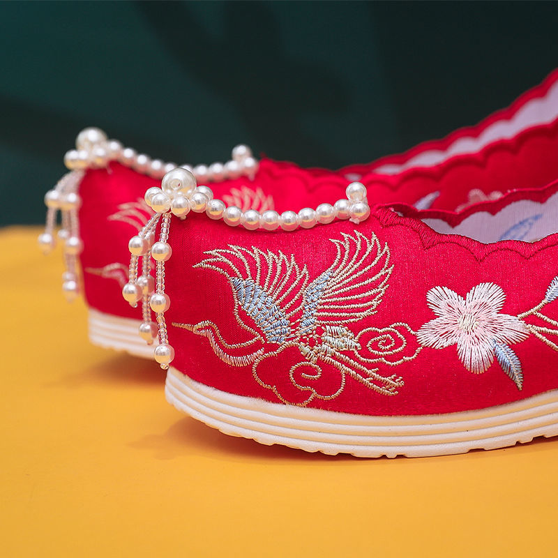 迎凤汉服鞋内增高绣花鞋古风学生女单鞋布鞋翘头古装弓鞋白色花边迎凤