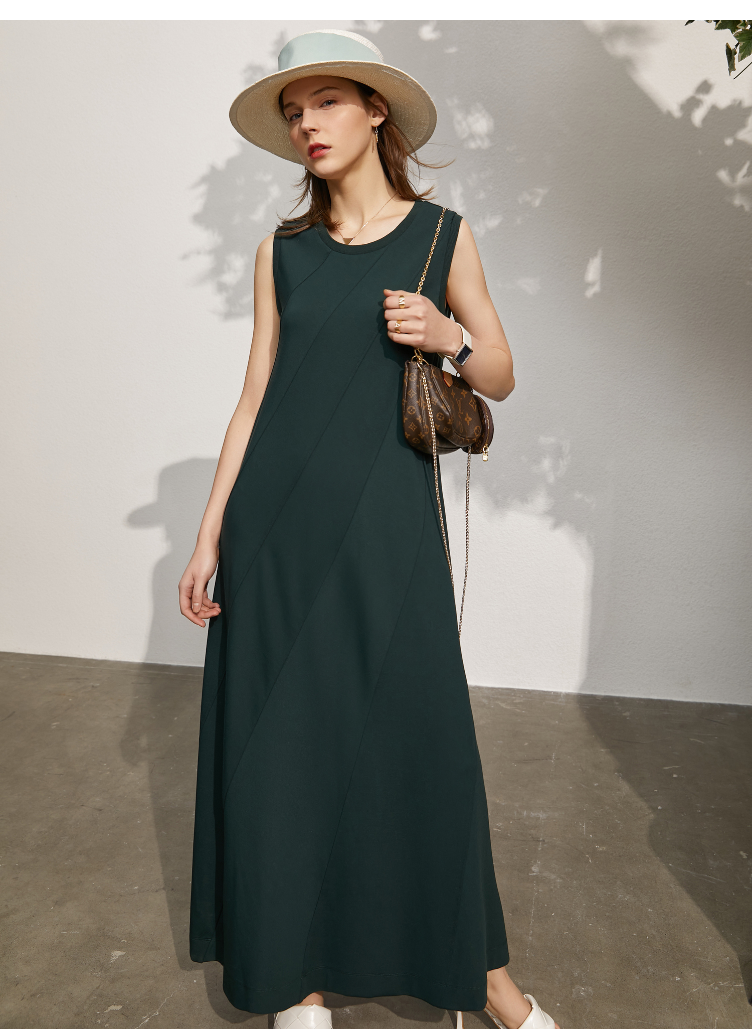 amii极简法式优雅无袖连衣裙2021春新款背心裙百搭绵弹罗马布长裙