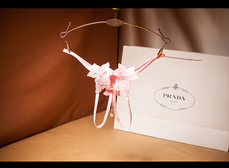 浪莎保密发货日系性感内裤女丁字裤一根线低腰开档珍珠链条装饰无痕女