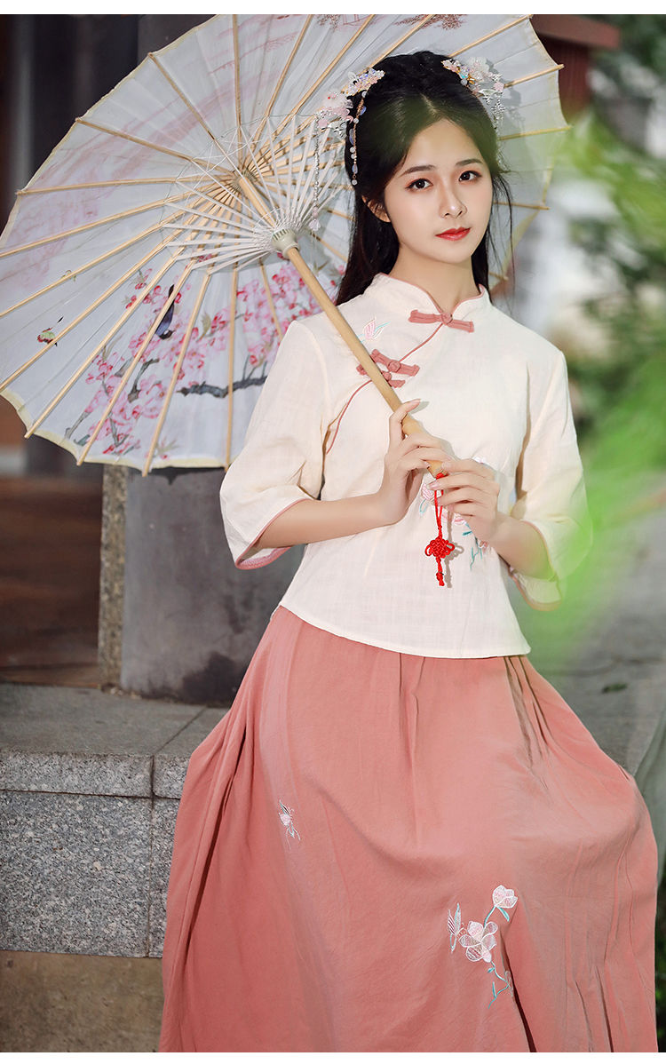 摄影写真温柔复古日常汉服女学生改良汉服女中国风民袍套装复古风文艺