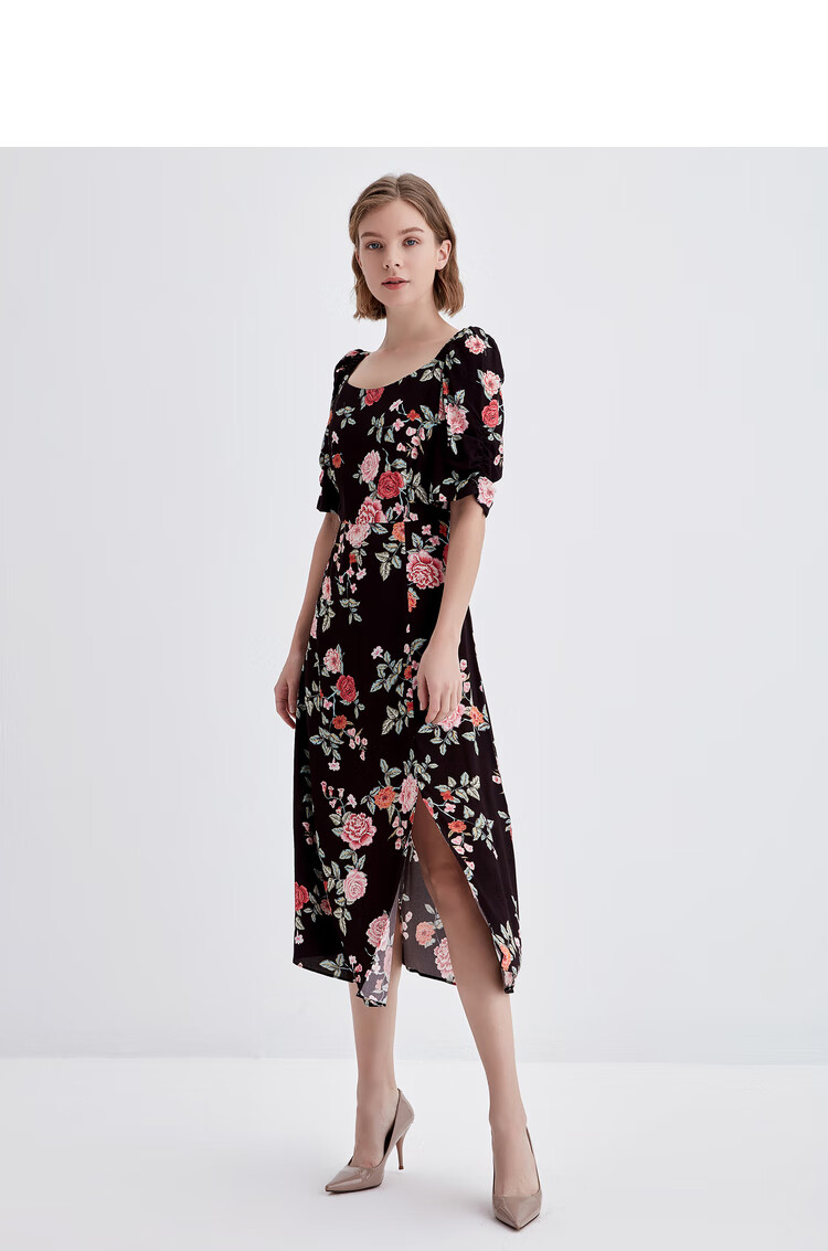 【预售】欧柏兰奴2021年春夏新款u型领泡泡袖长款印花连衣裙显瘦