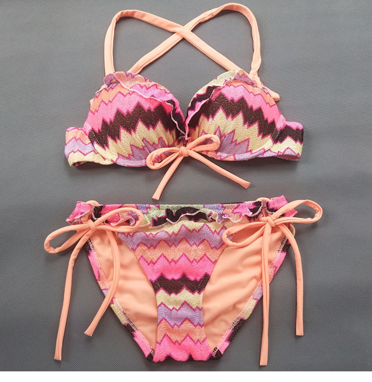 比基尼聚拢性感显胸大三角泳装超暴露三点式分体泳衣女小胸bikini