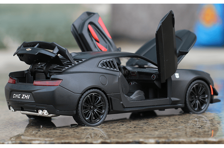 迪士尼 1:24雪佛兰科迈罗大黄蜂跑车模型合金仿真男孩玩具车礼物摆件