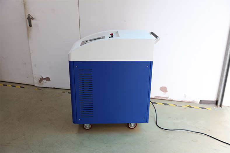 激光手持式清洗机氧化铁锈油漆油污核污染古迹陶瓷古董激光除锈机