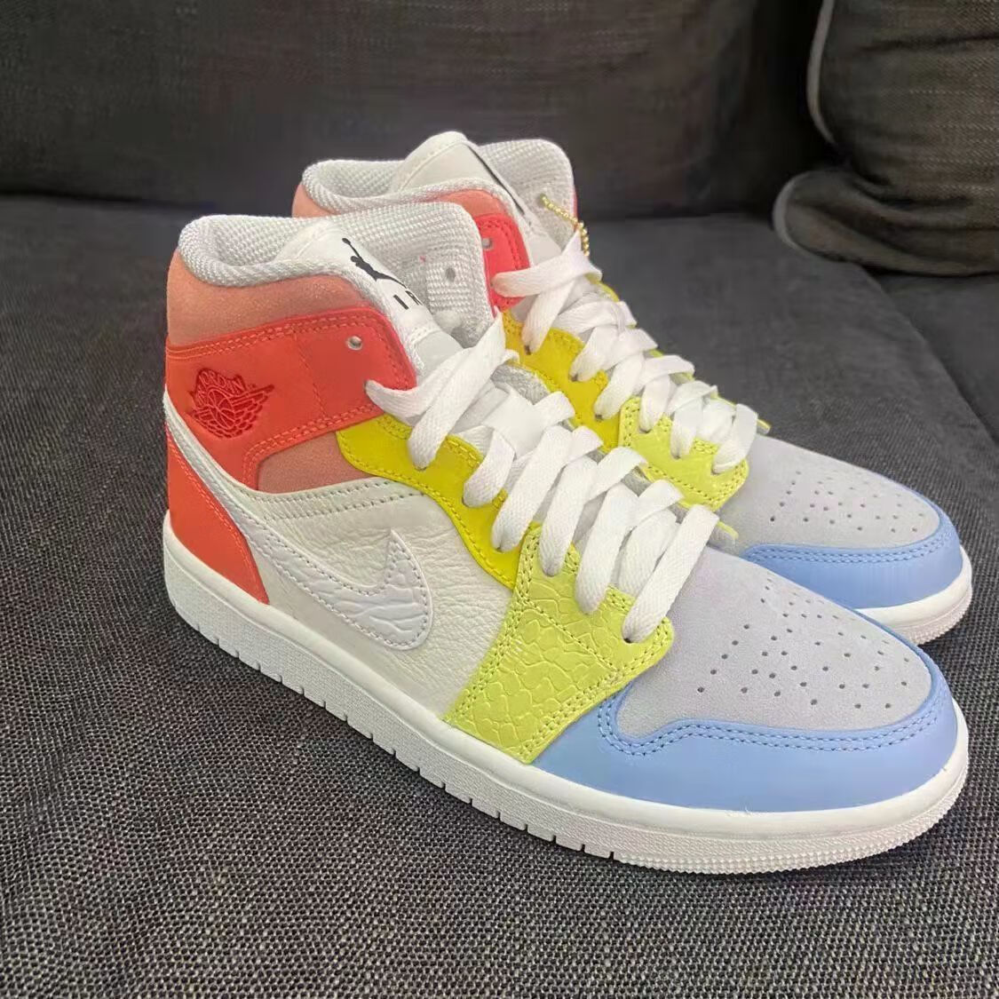 乔1 mid 糖果彩色拼接 情侣板鞋中帮篮球鞋男官网nik aj1-彩色拼接_dj
