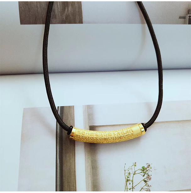 老凤凰 3d硬金心经管皮绳项链绳情侣手绳一对黄金弯管吊坠999足金