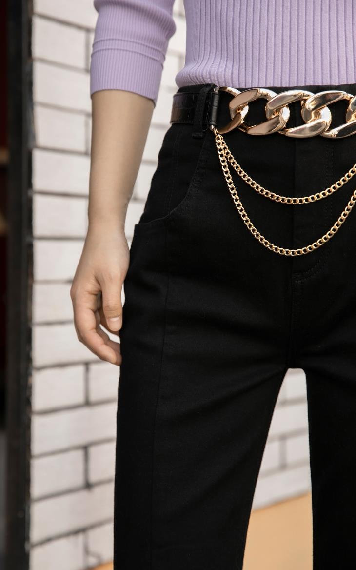 only2021春季新款高腰显瘦喇叭长款宽松黑色牛仔裤女12