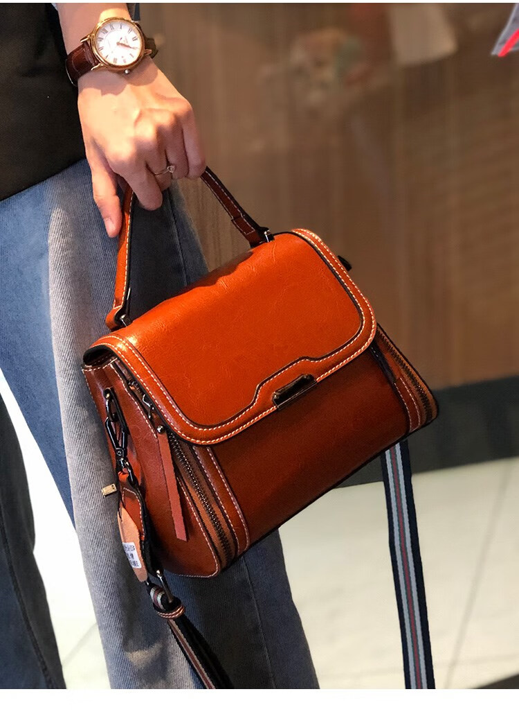 店包包女包新款秋冬季潮时尚斜挎包女小方包百搭大气手提包 咖啡色