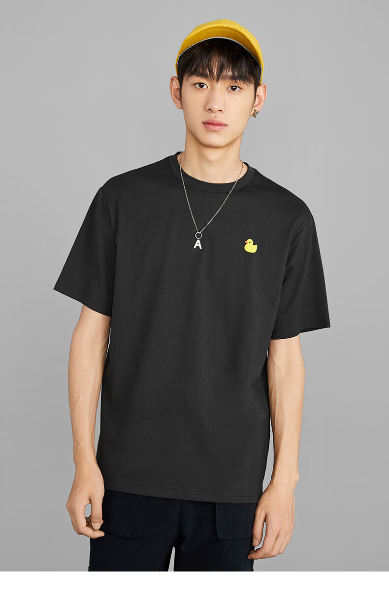 太平鸟男装冬季新款短袖t恤男圆领小黄鸭印花韩版半袖t打底衫半袖潮