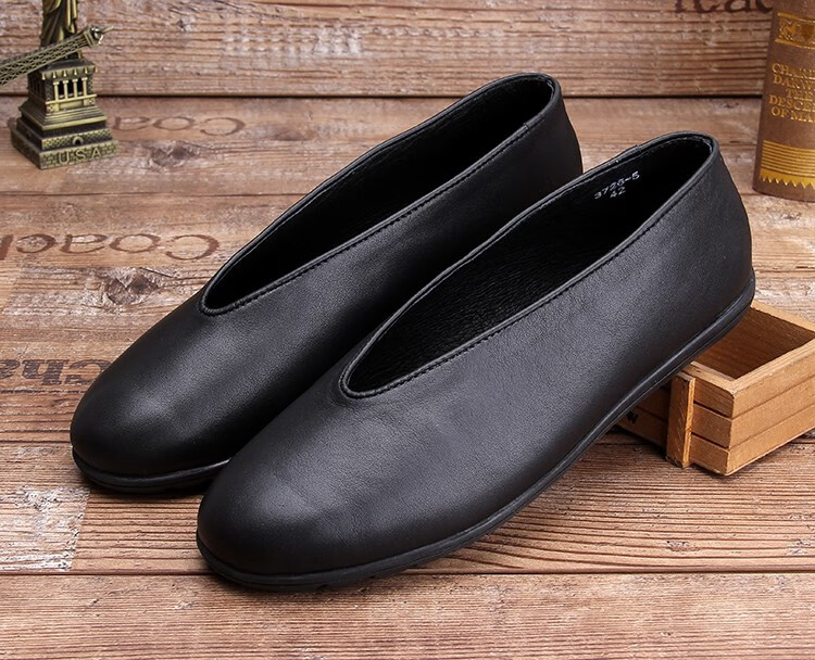 老北京布鞋男休闲鞋防滑耐磨圆口皮鞋老头鞋一脚蹬真皮透气爸爸鞋