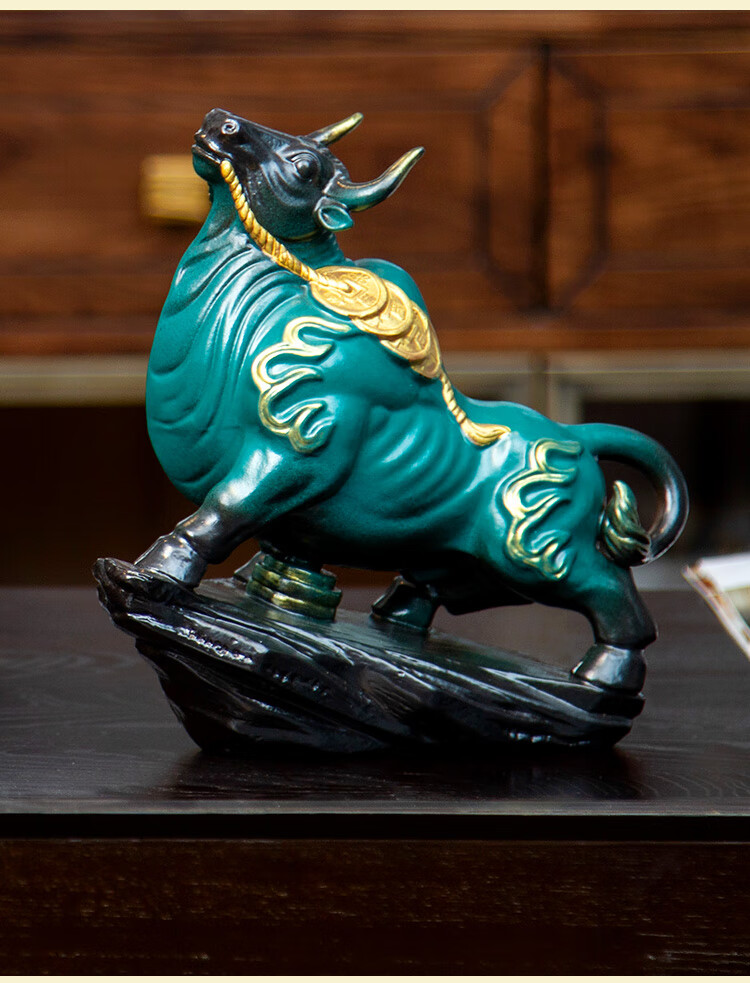 桌面摆件华尔街牛风水牛装饰开业乔迁新年礼物牛转乾坤红大号礼盒装