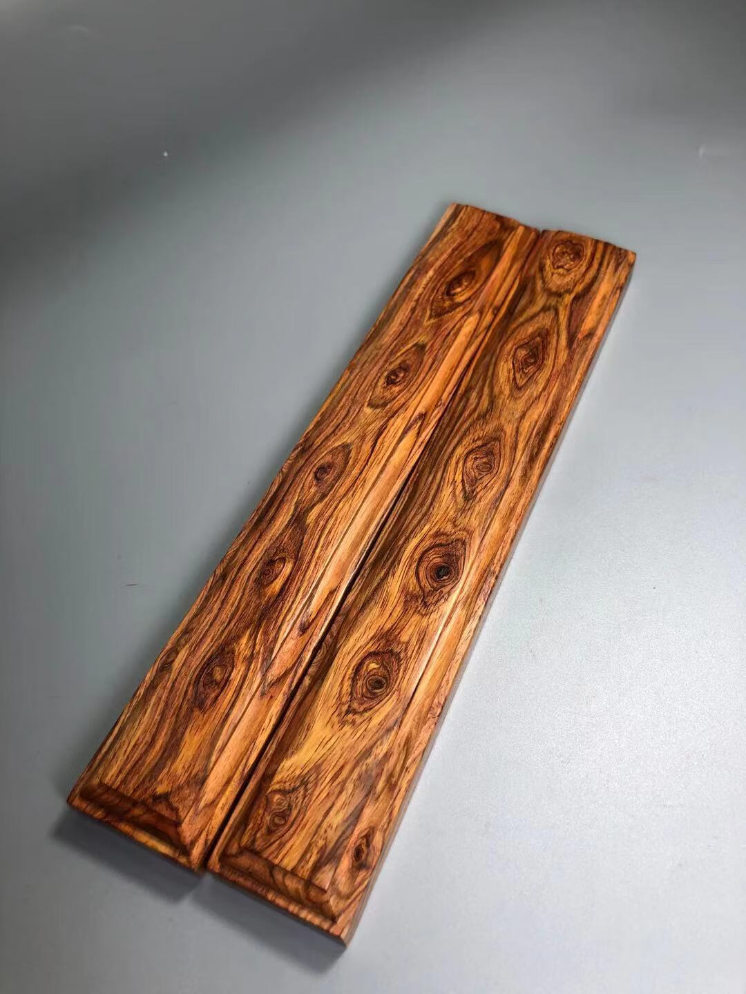 海南黄花梨镇纸镇尺老料文玩文房四宝书法镇纸一对红木长30宽42cm