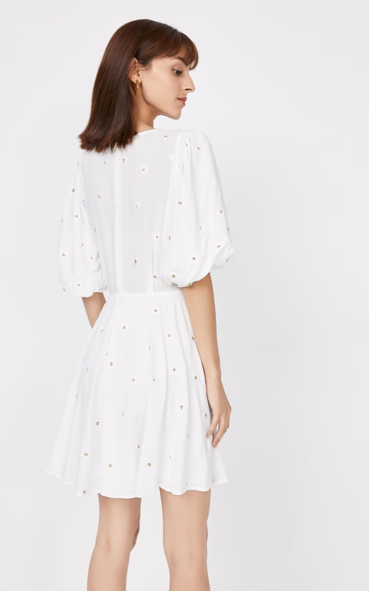 vero moda2020秋季新款花朵刺绣花苞袖衬衫连衣裙女 s85奶白 160/80a