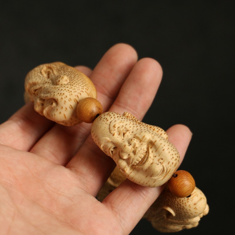 纯手工文玩竹根雕罗汉竹制手串 雕刻"喜怒哀乐愁"手把件手持男款 图片