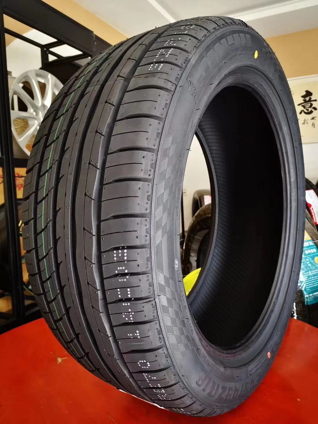 金宇路极225/235/245/255/265/275/35/40/45/50r17r18r19 225/55r17