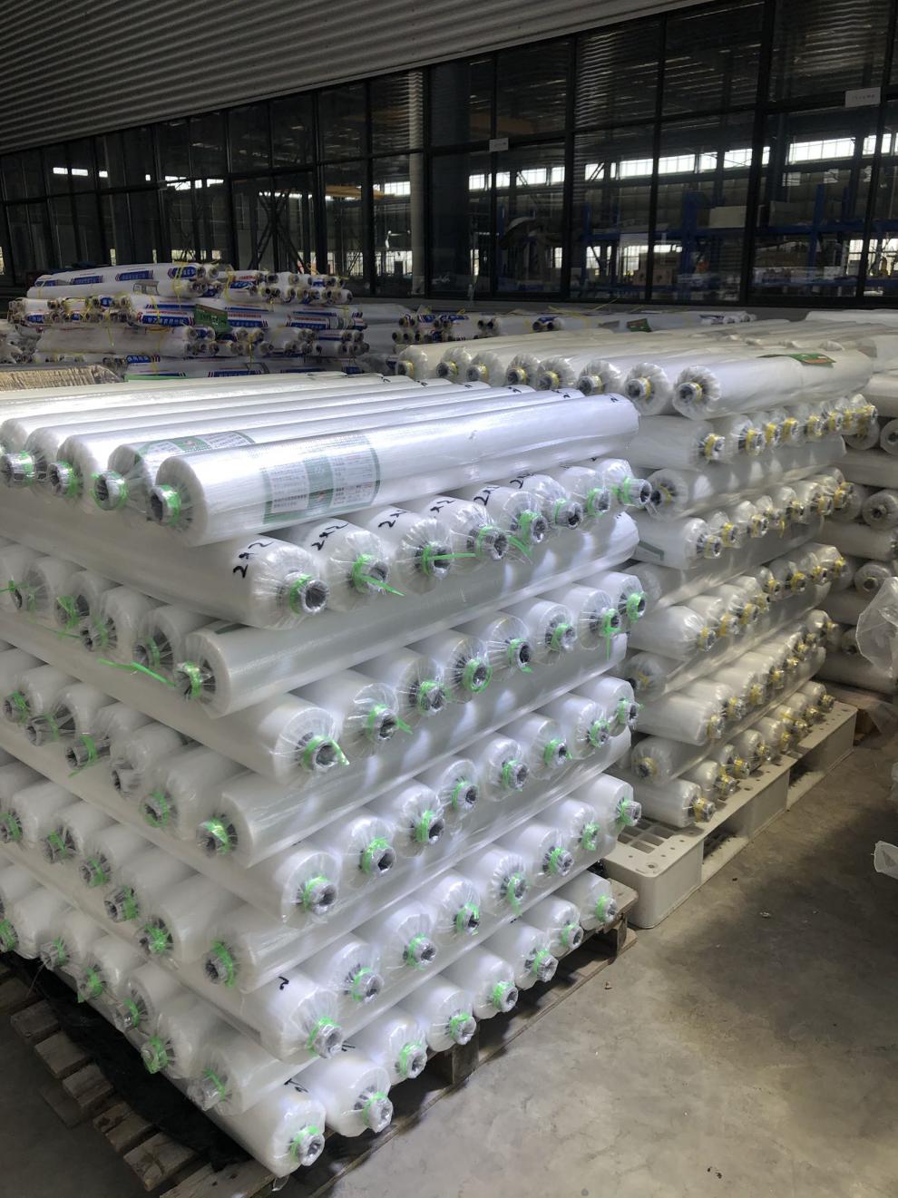 白地膜农用一次性种植蔬菜透明塑料保温寒草地布工程覆盖薄膜06丝55