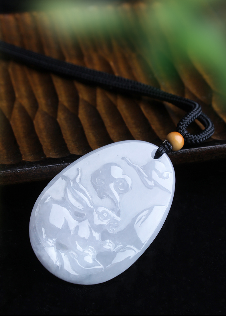 翡翠兔子吊坠生肖兔玉坠缅甸玉石a货十二生肖玉兔吊坠挂件t173情人节