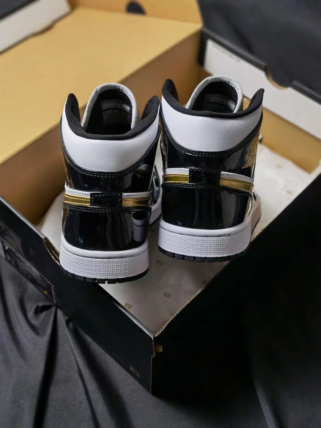 aj1伦纳德扣碎凯尔特人黑白熊猫黑曜石芝加哥北卡蓝湖人等款 伦纳德